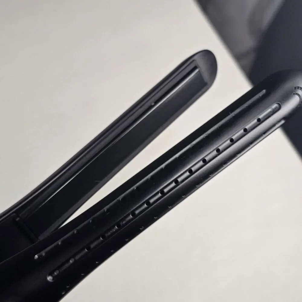 Wavytalk Cool Curl Pencil Airflow Styler and Straightener Flat Iron Model A9601